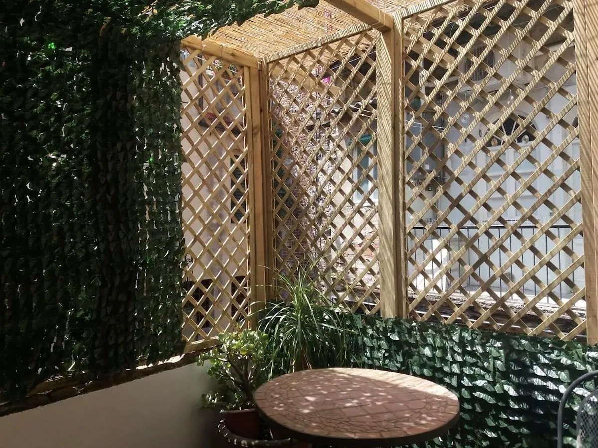 Apartment Anfiteatro House Romantica Lucca Italy